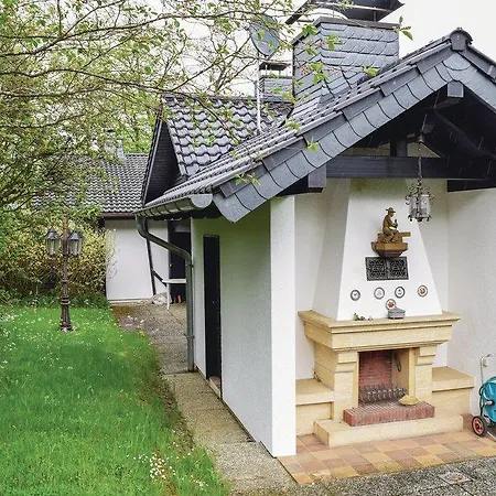 Two-bedroom Holiday In Gerolstein-hinterh. * Hinterhausen